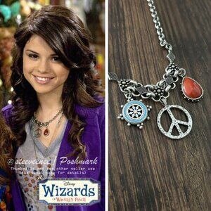 2000s Triple Pendant Necklace ASO Alex Russo